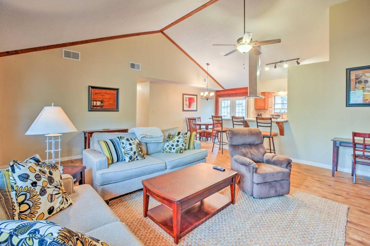 Spacious Kemah Clear Lake Home With Porch And Fire Pit Zewnętrze zdjęcie