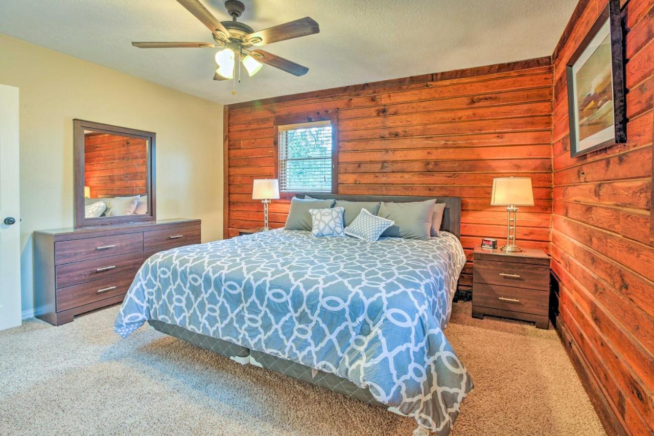 Spacious Kemah Clear Lake Home With Porch And Fire Pit Zewnętrze zdjęcie